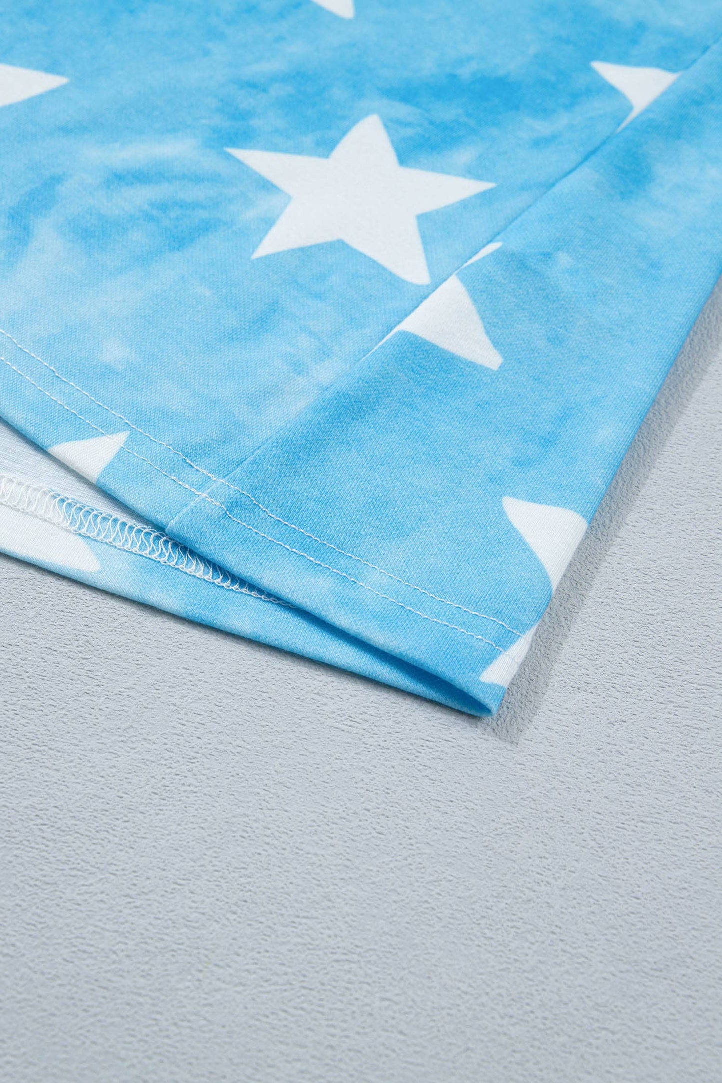 Tie Dye Star Print Striped Trim Round Neck Tank Top (S-XL): Blue / Missy / S
